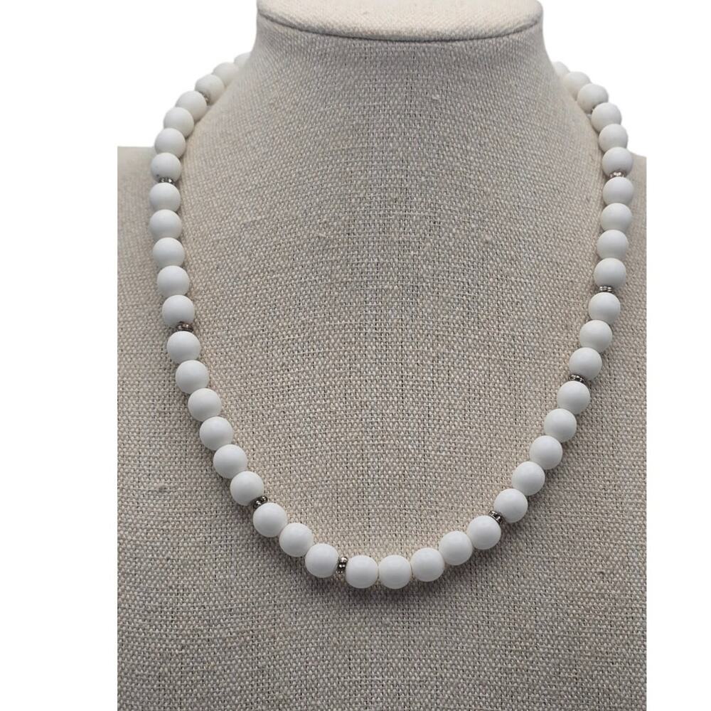 Pearl Rhinestone Beaded Necklace White Silver Tone - Timeless Elegance